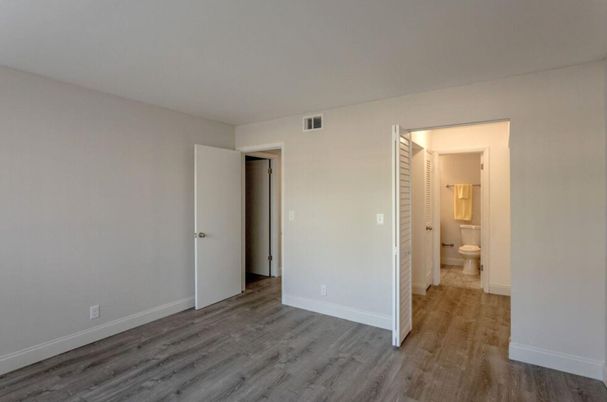 Bathroom, Empty room, Interior, Wood Texture Flooring