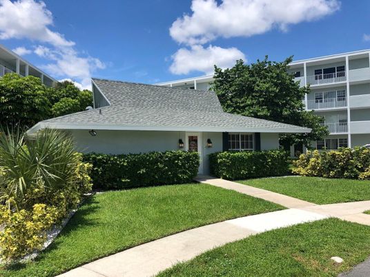 Backyard, Exterior, Facade, Condo Building