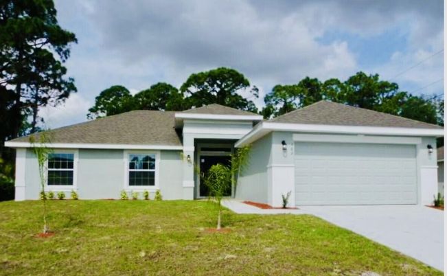 Attached, Backyard, Exterior, Facade, Ranch