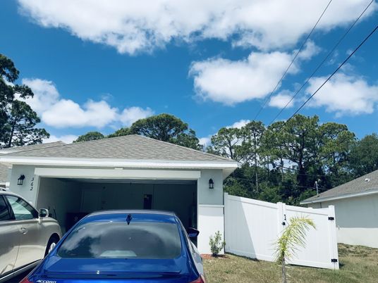 Detached Garage, Exterior