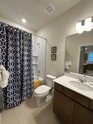 Bathroom, Interior, Recessed Lighting