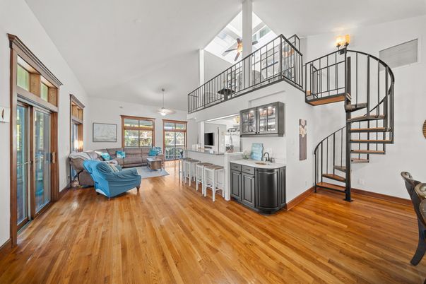 Interior, Living room, Pendant Lights, Wood Texture Flooring