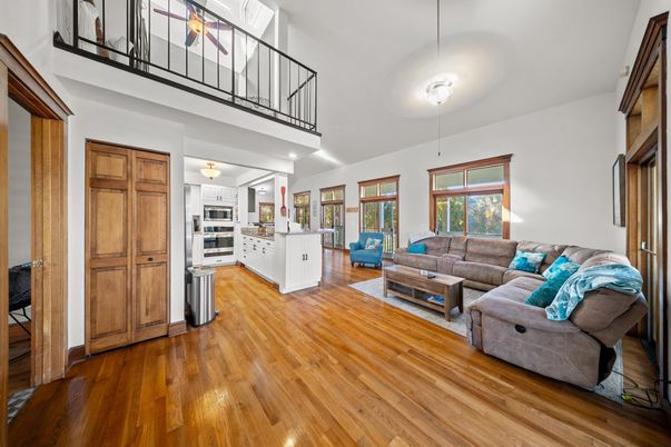 Interior, Kitchen, Living room, Pendant Lights, Stainless Steel Appliances, Wood Texture Flooring