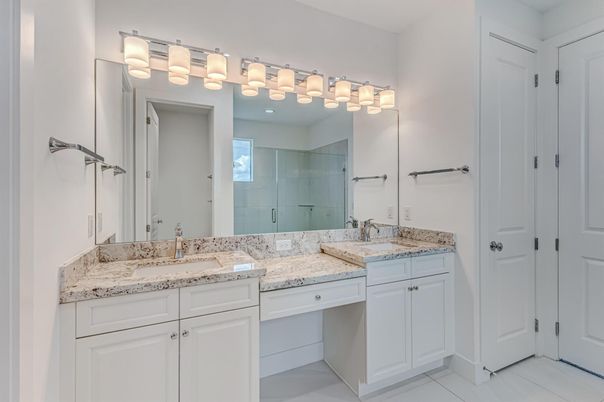 Bathroom, Dual Sink Vanities, Interior