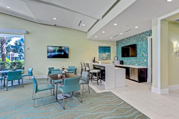 Dining room, Interior, Recessed Lighting