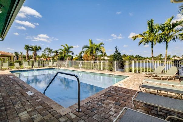 Exterior, Pool, Water