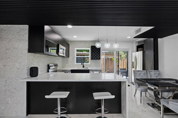 Interior, Kitchen, Marble, Pendant Lights, Recessed Lighting