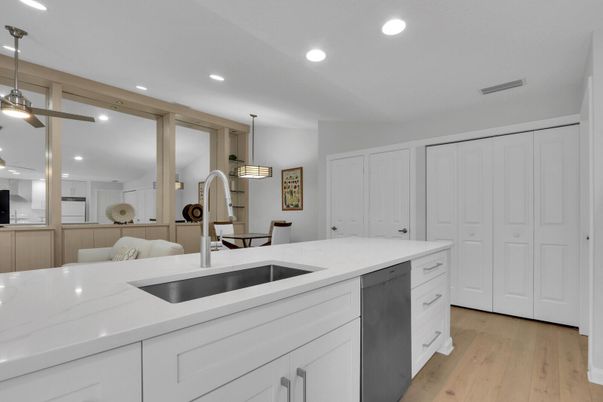 Interior, Kitchen, Pendant Lights, Recessed Lighting, Wood Texture Flooring