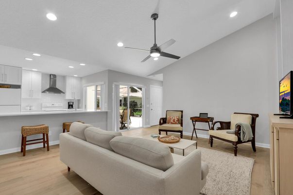Interior, Kitchen, Living room, Recessed Lighting, Wood Texture Flooring