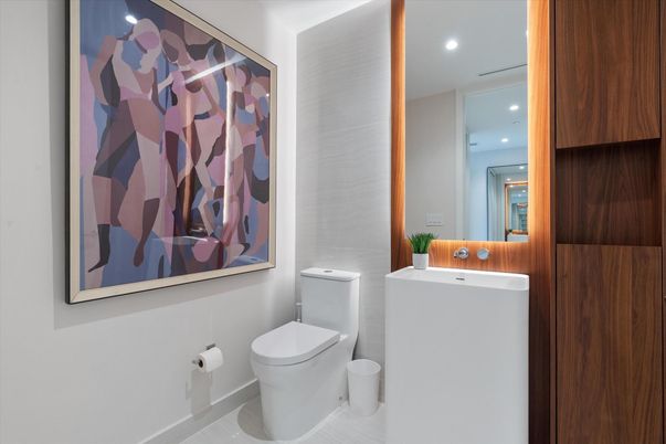 Bathroom, Interior, Recessed Lighting