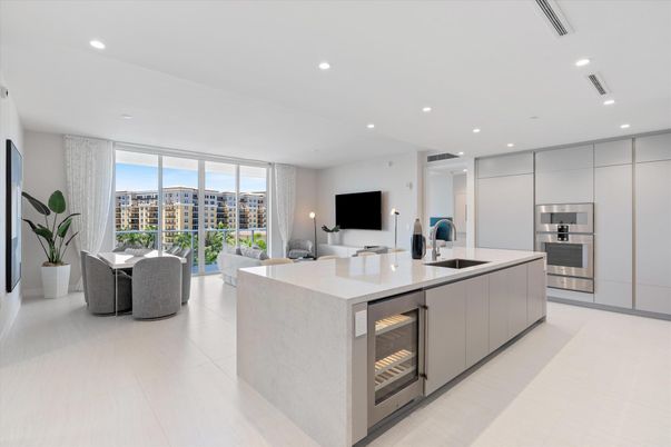 Interior, Kitchen, Living room, Recessed Lighting, Stainless Steel Appliances
