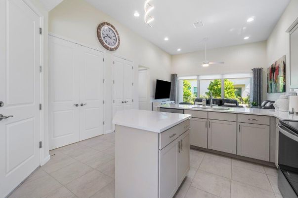 Interior, Kitchen, Recessed Lighting