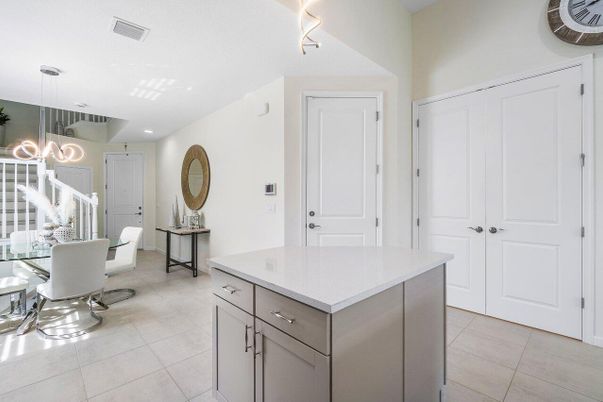 Dining room, Interior, Kitchen, Pendant Lights, Recessed Lighting
