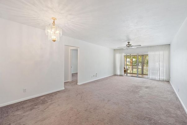 Chandelier, Empty room, Interior