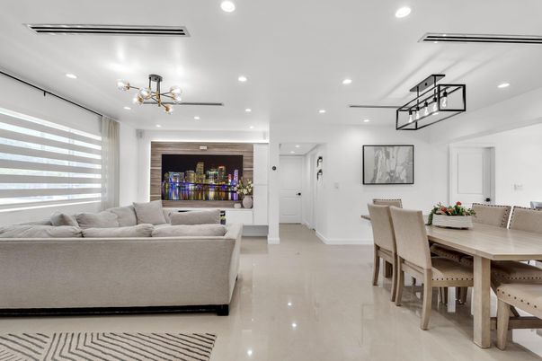 Dining room, Interior, Living room, Pendant Lights, Recessed Lighting
