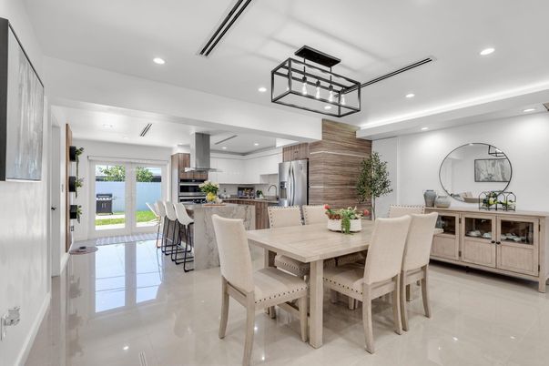 Dining room, Interior, Kitchen, Recessed Lighting, Stainless Steel Appliances