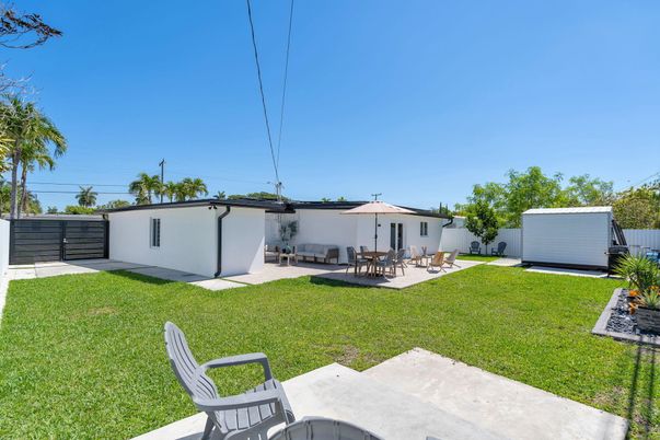 Backyard, Exterior