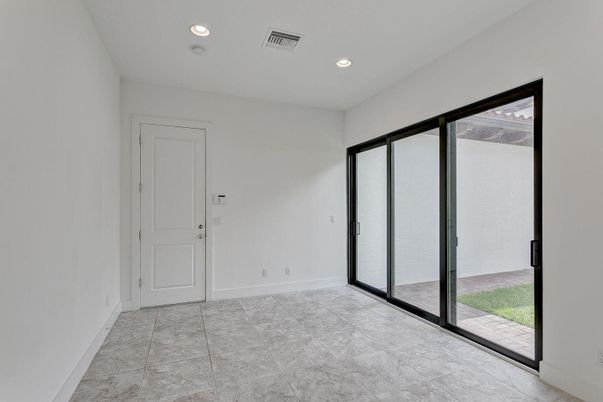 Empty room, Interior, Recessed Lighting