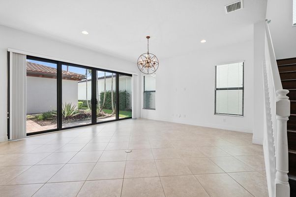 Chandelier, Empty room, Interior, Recessed Lighting