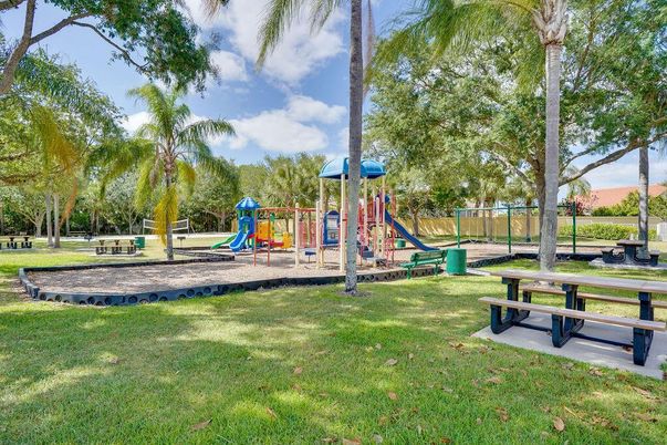 Backyard, Exterior, Playground