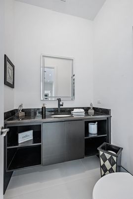 Bathroom, Dual Sink Vanities, Interior