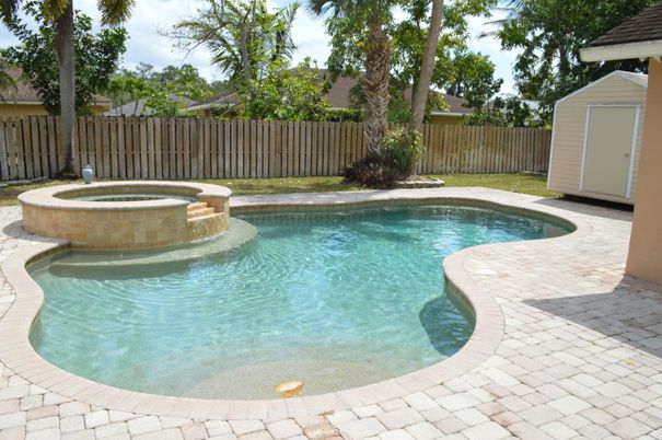 Exterior, Pool