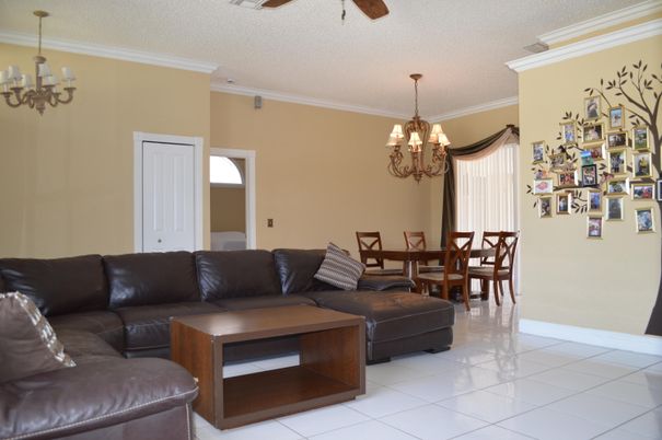 Chandelier, Dining room, Interior, Living room