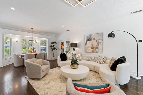 Dining room, Interior, Living room, Pendant Lights, Recessed Lighting, Wood Texture Flooring