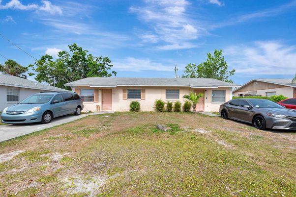 Attached, Backyard, Exterior, Facade, Ranch