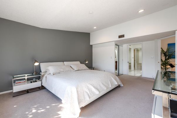 Bedroom, Interior, Recessed Lighting