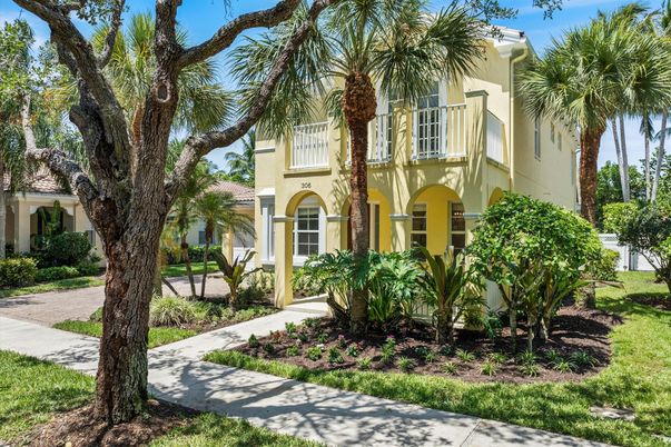 Backyard, Exterior, Facade, Spanish Mediterranean