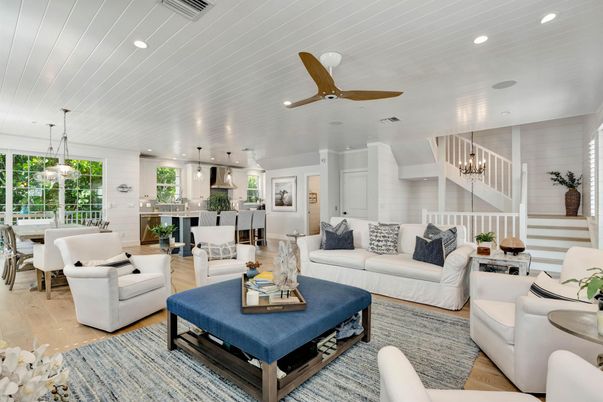 Chandelier, Dining room, Interior, Kitchen, Living room, Pendant Lights, Recessed Lighting, Wood Texture Flooring