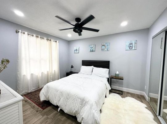 Bedroom, Interior, Recessed Lighting, Wood Texture Flooring