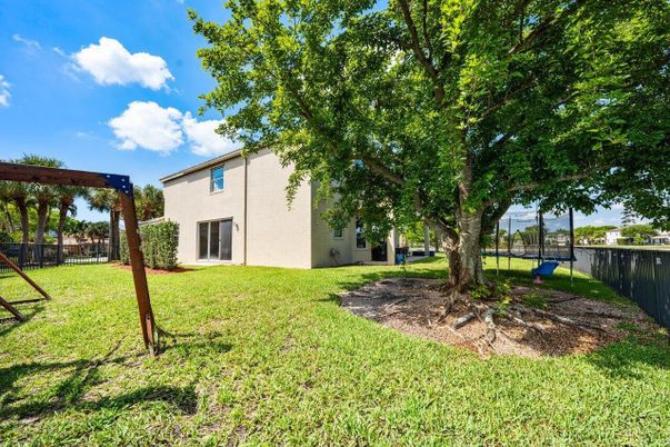 Backyard, Exterior, Playground