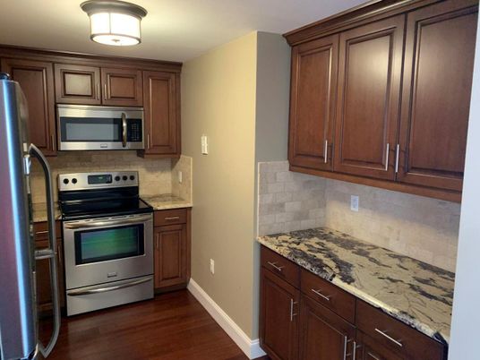 Interior, Kitchen, Stainless Steel Appliances, Wood Texture Flooring