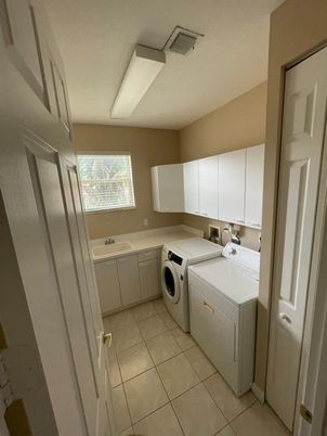 Interior, Washer