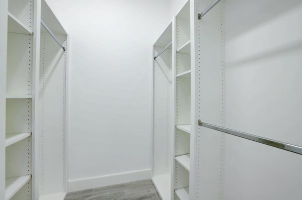 Interior, Walk-in Closets, Wood Texture Flooring