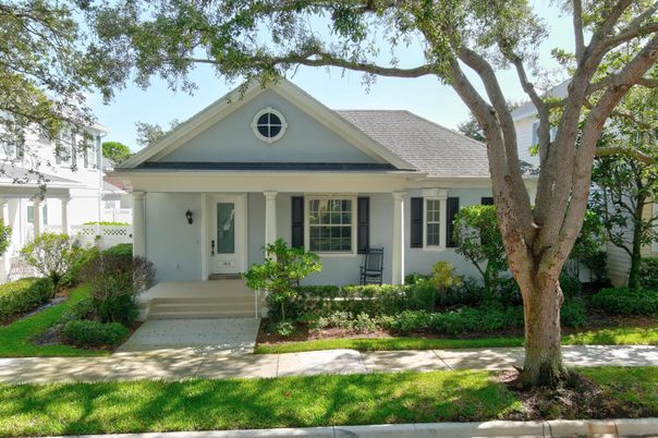 Exterior, Facade, American Craftsman