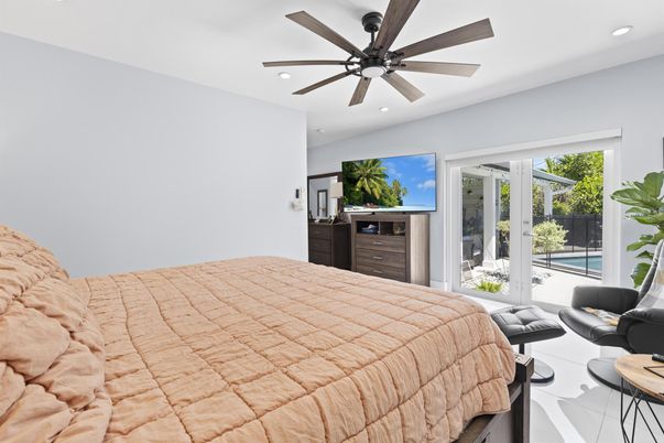 Bedroom, Interior, Recessed Lighting