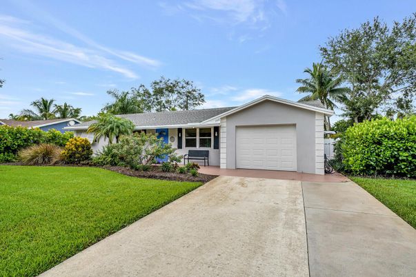 Attached, Backyard, Exterior, Facade, Ranch