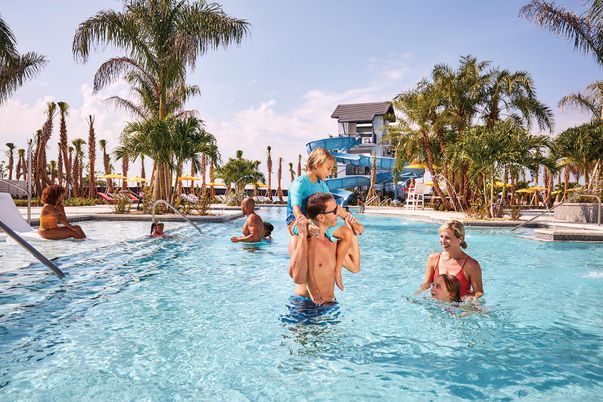 Exterior, Playground, Pool