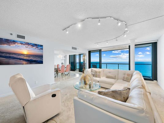 Dining room, Interior, Living room, Water