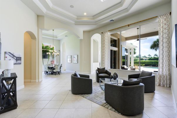Chandelier, Dining room, Interior, Living room, Recessed Lighting