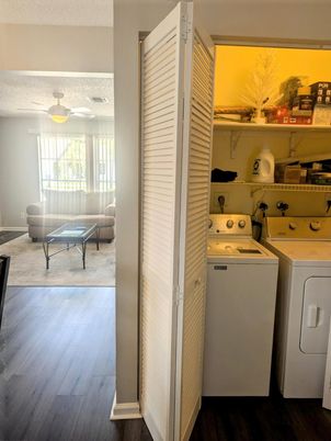 Interior, Utility Closets, Washer, Wood Texture Flooring