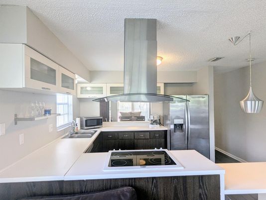 Interior, Kitchen, Pendant Lights, Stainless Steel Appliances