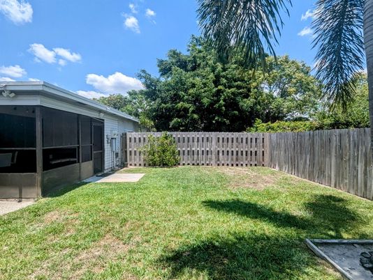 Backyard, Exterior