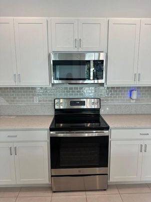 Interior, Kitchen, Stainless Steel Appliances