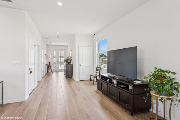 Interior, Recessed Lighting, Wood Texture Flooring