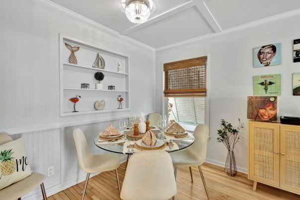 Chandelier, Dining room, Interior, Wood Texture Flooring