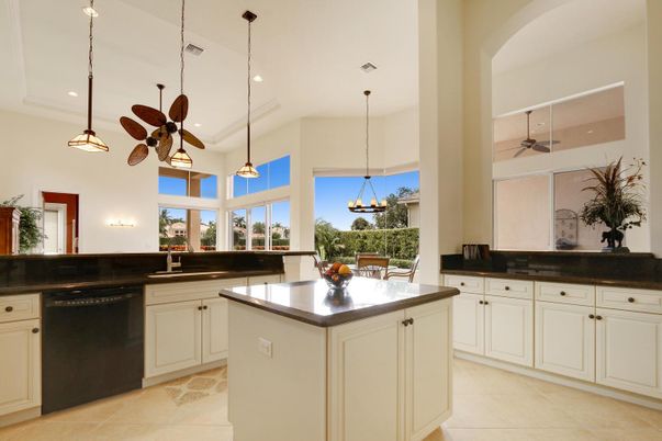Chandelier, Interior, Kitchen, Pendant Lights, Recessed Lighting